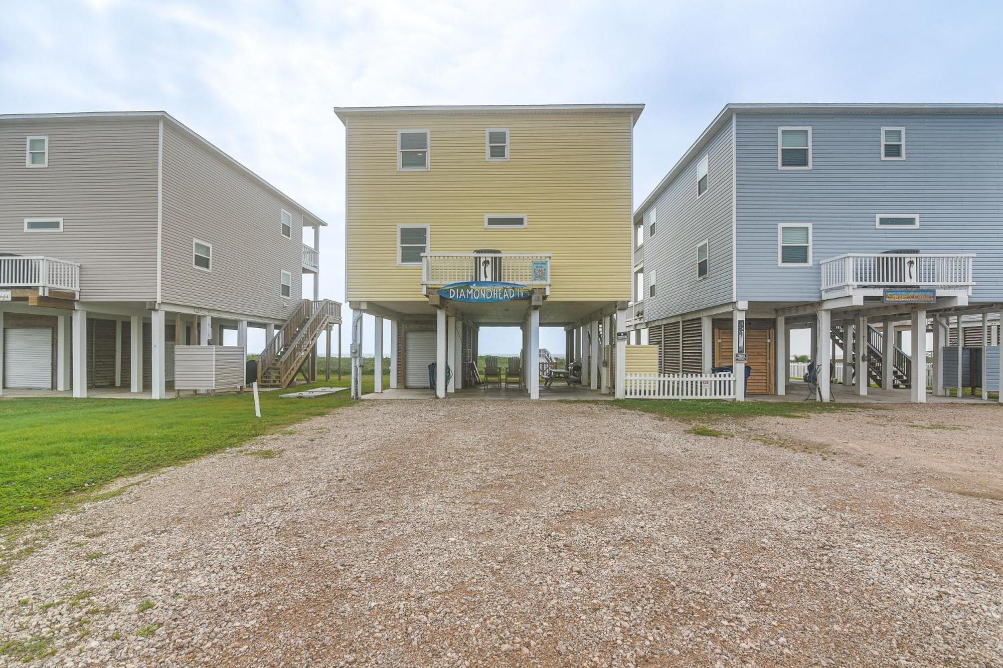 Beachfront Texas Retreat - 2 Decks, Patio And Views! Surfside Beach Zewnętrze zdjęcie