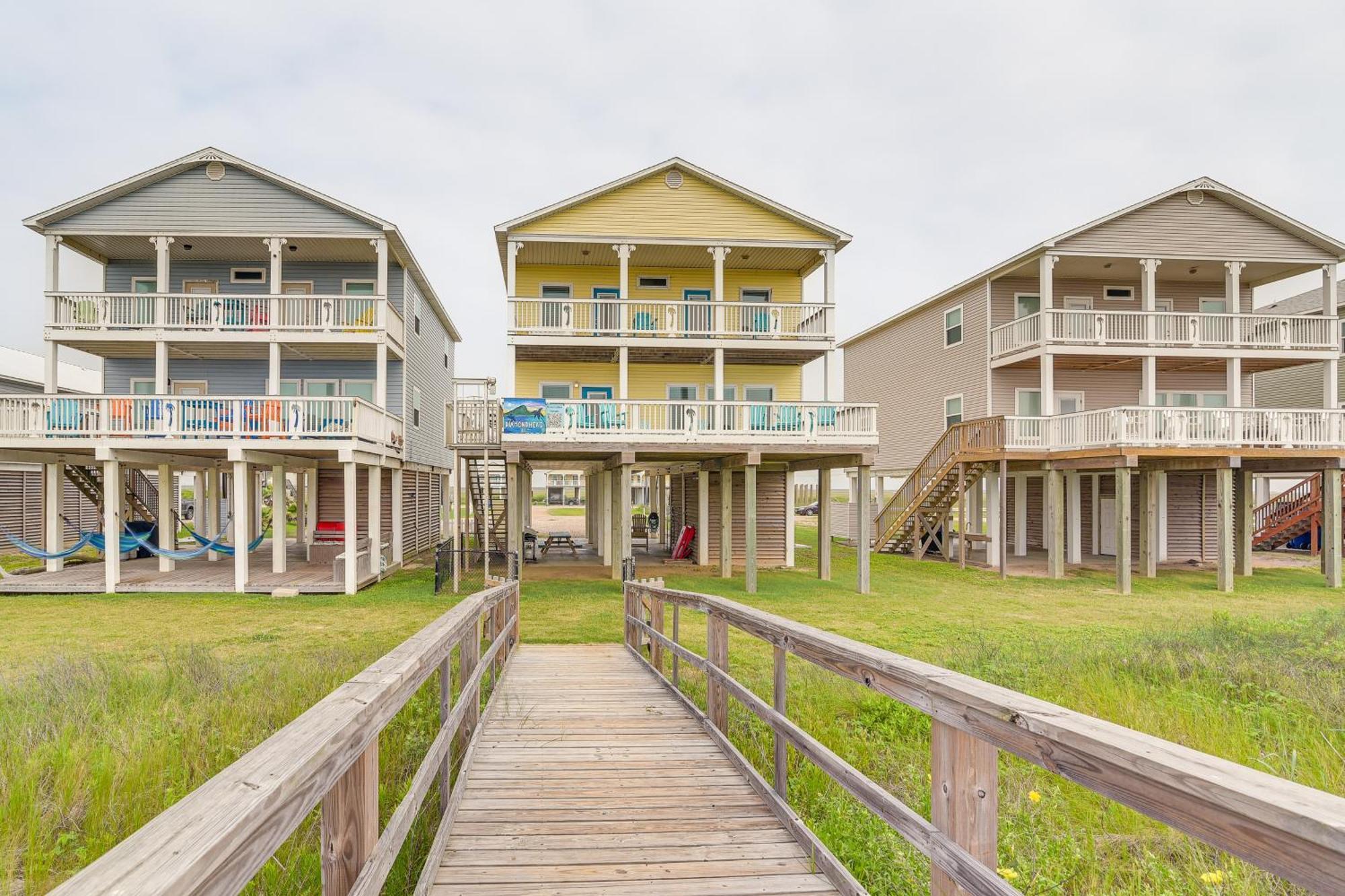 Beachfront Texas Retreat - 2 Decks, Patio And Views! Surfside Beach Zewnętrze zdjęcie